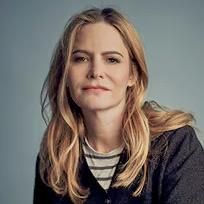 Jennifer Jason Leigh