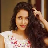 Reina Karad