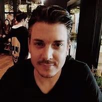 Justin Caine Burnett