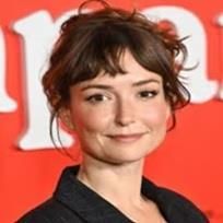 Milana Vayntrub