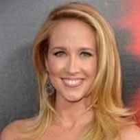 Anna Camp