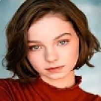 Emma Myers - Movies, Biography, News, Age & Photos | BookMyShow